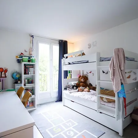 Beautiful Apt In The Middle Of Greenery In Paris *
